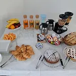 Paoma Bed & Breakfast