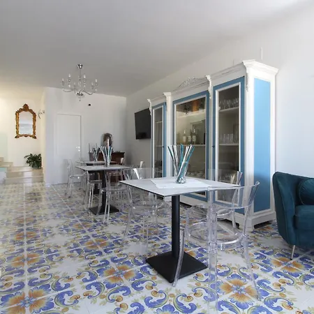 Paomà Couette-café Agropoli